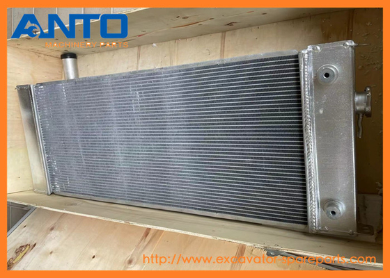 22U-03-22113 22U-03-22111 Radiador de tanque de água KOMATSU Peças sobressalentes de escavadeira para PC228US-3